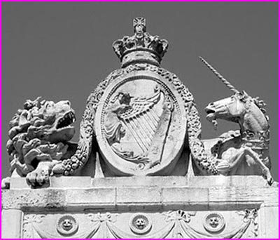 Example of traditional symbols of the three traditional kingdoms of England (the lion), Ireland (the harp) and Scotland (the unicorn).